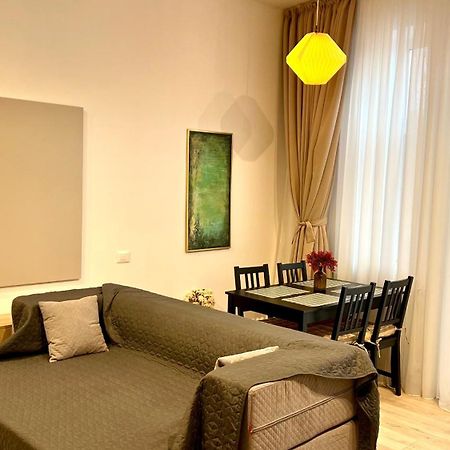Nice Flat In Villa Near Old Town Bucharest Exterior photo